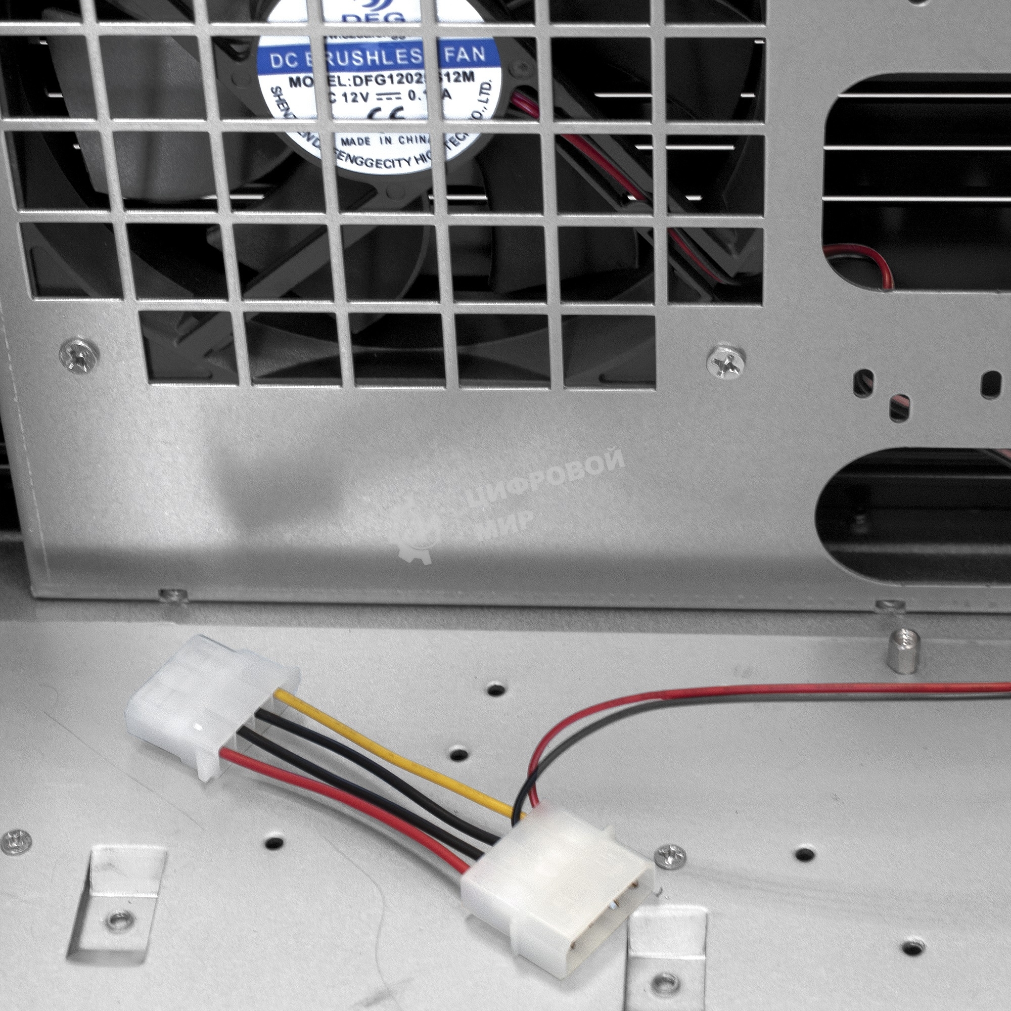 Серверный корпус ExeGate EX292641RUS Pro 4U390-05 (RM 19