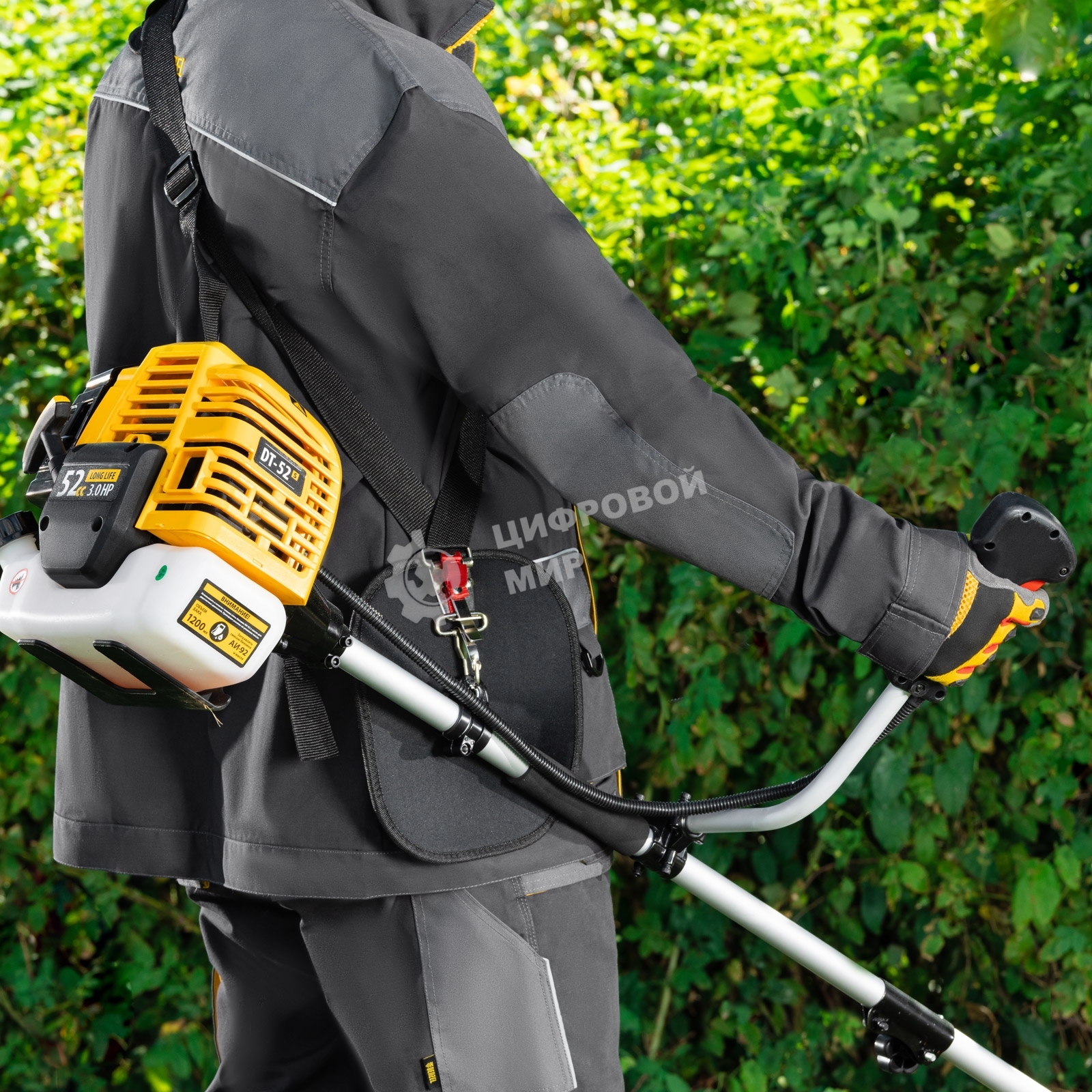 Триммер Denzel DT 52S бензиновый 52см3 3 лс. разъемная штанга состоит из 2 частей