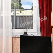 ТВ антенна комнатная Rexant телескопическая на подставке 