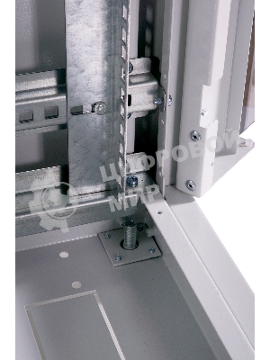 Шкаф телекоммуникационный напольный ЭКОНОМ 18U (600 × 800) дверь стекло, дверь металл