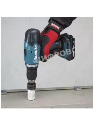 Дрель-шуруповерт Makita DDF453RFE, 18 В, 3 Ач, 42 Нм, щеточный
