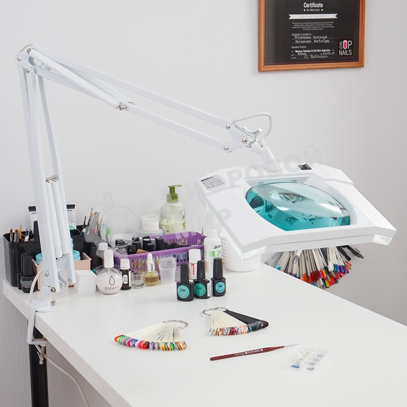 Лупа на струбцине Rexant, квадратная, 3D, с подсветкой, белая