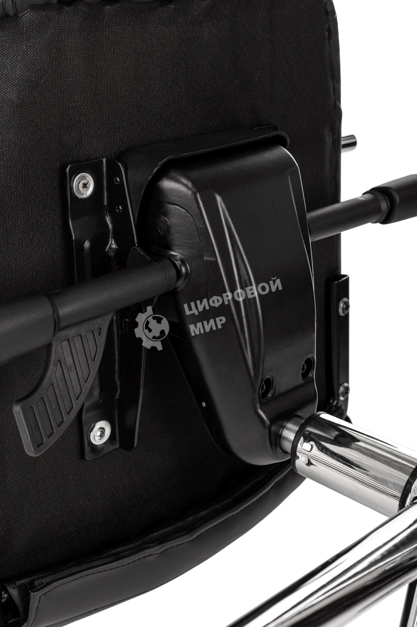 Кресло руководителя Бюрократ CH-610SL-Lux черный. эко.кожа. крестов. металл хром