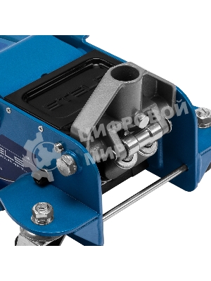 Домкрат Stels 51135 гидравлический подкатной быстрый подъем 3.5т low profile quick lift 100-565 мм