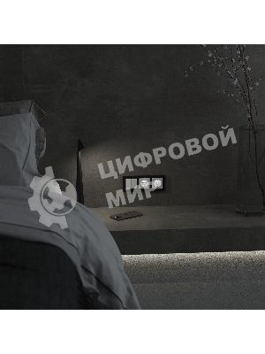 Розетка с подсветкой W (белый матовый)