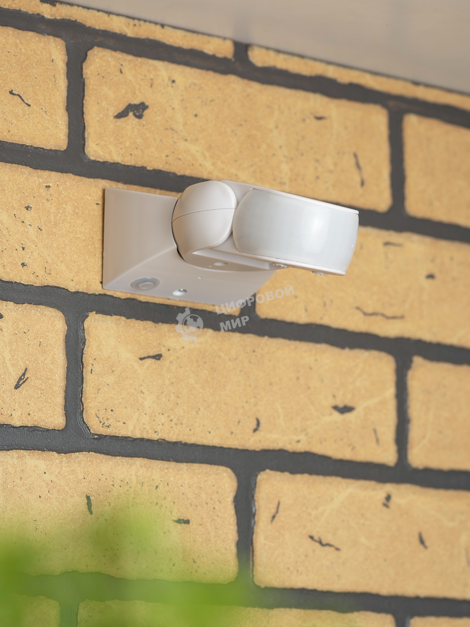 Датчик движения микроволновый MW-704 1200Вт 180гр. до 15м IP65 бел. PROxima EKF dd-mw-704