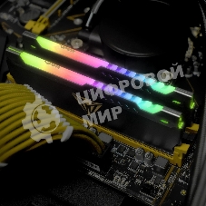 Оперативная память Patriot Viper Steel, DDR4, 32GB (1x32GB), 3200MHz, CL18, DIMM, с радиатором, RGB, черный