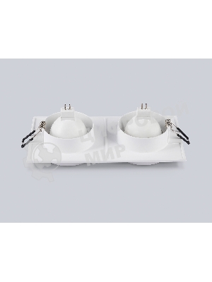Светильник Ambrella light TN30711/2 WH белый GU5.3/2 182*92*36