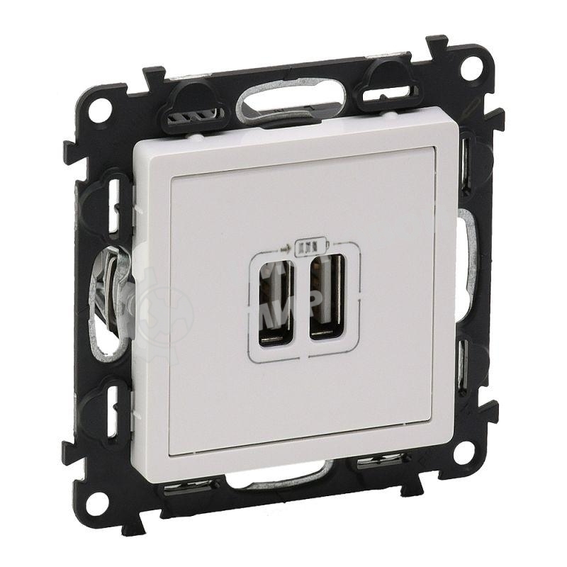 Механизм розетки USB 2-м Valena Life 240В/5В 1500мА с лицевой панелью бел. Leg 753412