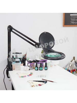 Лупа на струбцине Rexant, круглая, 5D, с подсветкой 56 SMD LED, черная