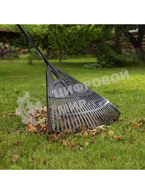 Грабли веерные пластиковые Palisad, 620х1750 мм, 27 плоских зубьев, алюминиевый черенок