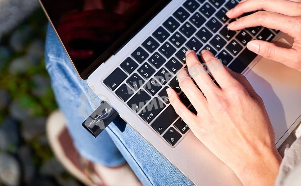 Внешний SSD ADATA SC730, 1TB, USB 3.2 Gen 2 Type-A/Type-C, R/W 600/600, черный