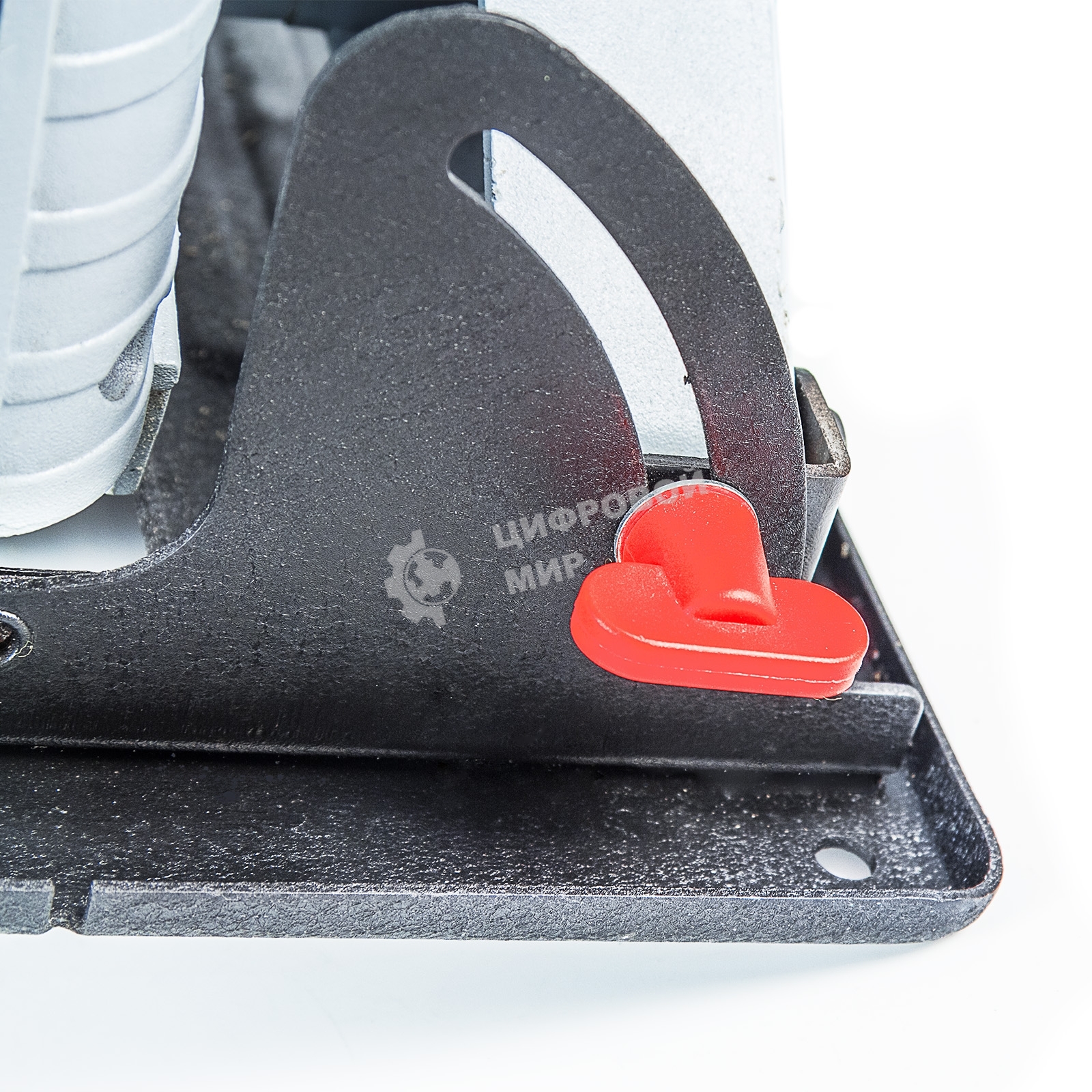 Пила дисковая Ставр ПДЭ-235/2100 (2шт) 2100 Вт, 4400 об/мин, диаметр диска 235мм, максимальная глубина пропила 87мм, угол пропила 0-45, плавный пуск, кабель 3м, диск в комплекте