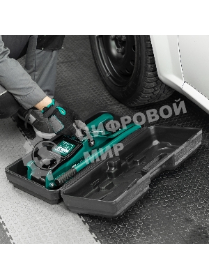 Домкрат гидравлический подкатной Сибртех 2 т, 85-330 мм, низкий подхват, в пластиковом кейсе