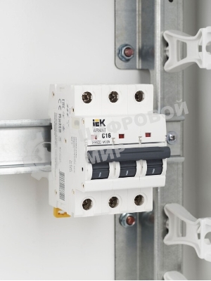 Выключатель автоматический 3п C 16А M06N ARMAT IEK AR-M06N-3-C016