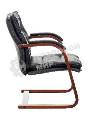 Кресло офисное Бюрократ T-9927WALNUT-AV черный, кожа, полозья дерево