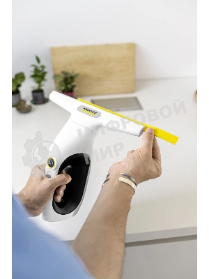 Мойщик окон Karcher WV 2 Universal Care шир.скреб.:280мм пит.:от аккум. белый/желтый