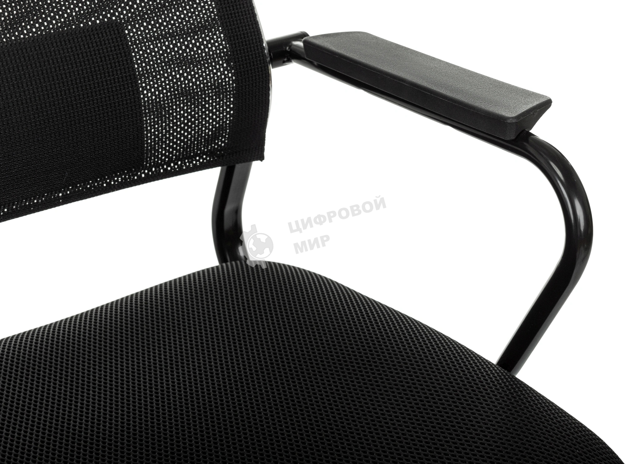 Кресло руководителя Бюрократ CH Balance черный Elastic-102 TW-11 сетка/ткань крестов. металл черный