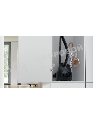 Пылесос Bosch BGBS2LB1 черный, 600 Вт, уборка сухая, пылесборник мешок 3.5 л