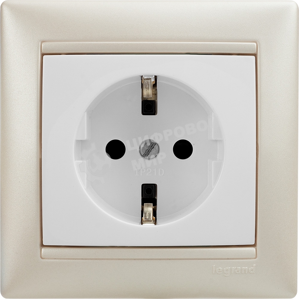 Розетка электрическая Valena с заземлением (белая)