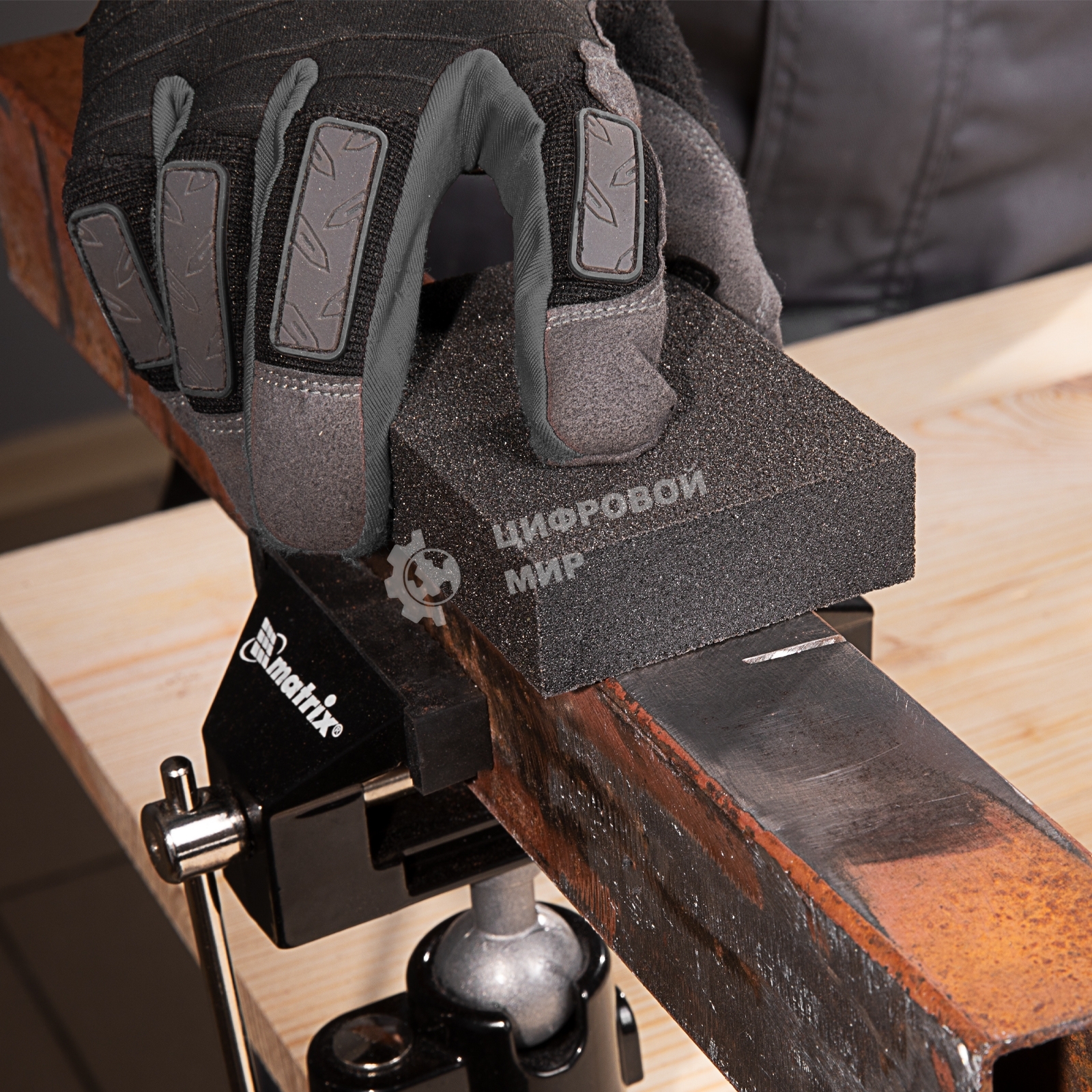 Губка для шлифования Matrix, 100 х 70 х 25 мм, мягкая, P 100