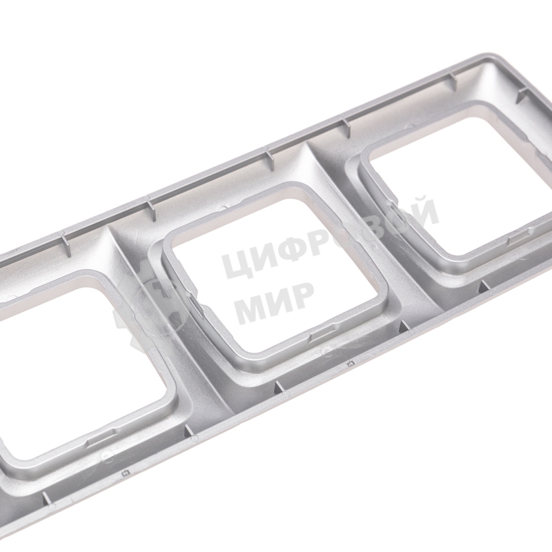 Рамка Kranz 4-я DEA горизонтальная Серебряный металлик