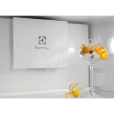 Холодильник встраиваемый ELECTROLUX ENT6MD19S3 комбинированный No Frost (морозильная камера), электронное управление, полезный объём: 269 л (207 + 62 л), перенавешиваемые двери, складная полка, полка для вина, лоток для яиц, 54x54.9x189.5 см