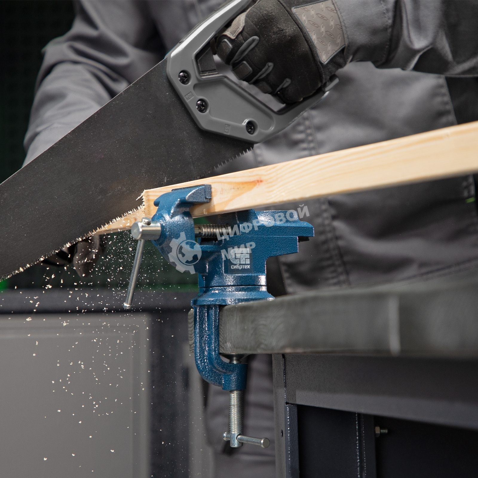 Тиски слесарные Сибртех, настольные, поворотные, ширина рабочих губок 50 мм, наковальня