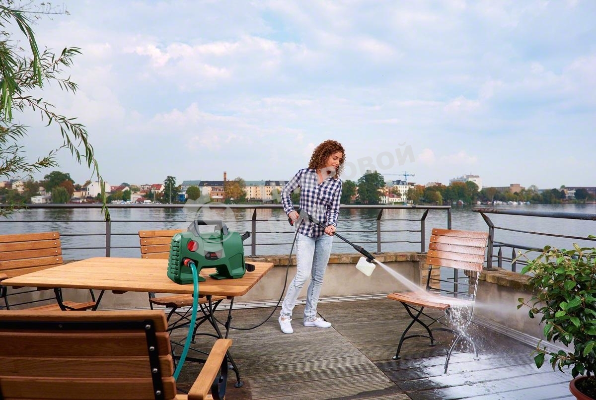 Минимойка Bosch EasyAquatak 110 1300Вт