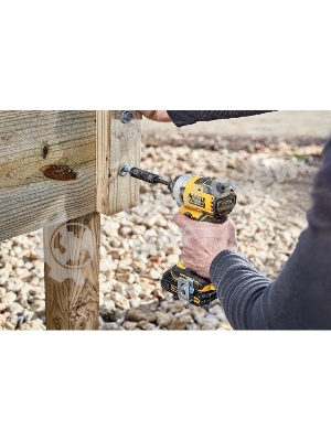 Дрель-шуруповерт DeWalt DCF809D2T-QW, 18 В, 2 Ач, 190 Нм, бесщеточный, ударный