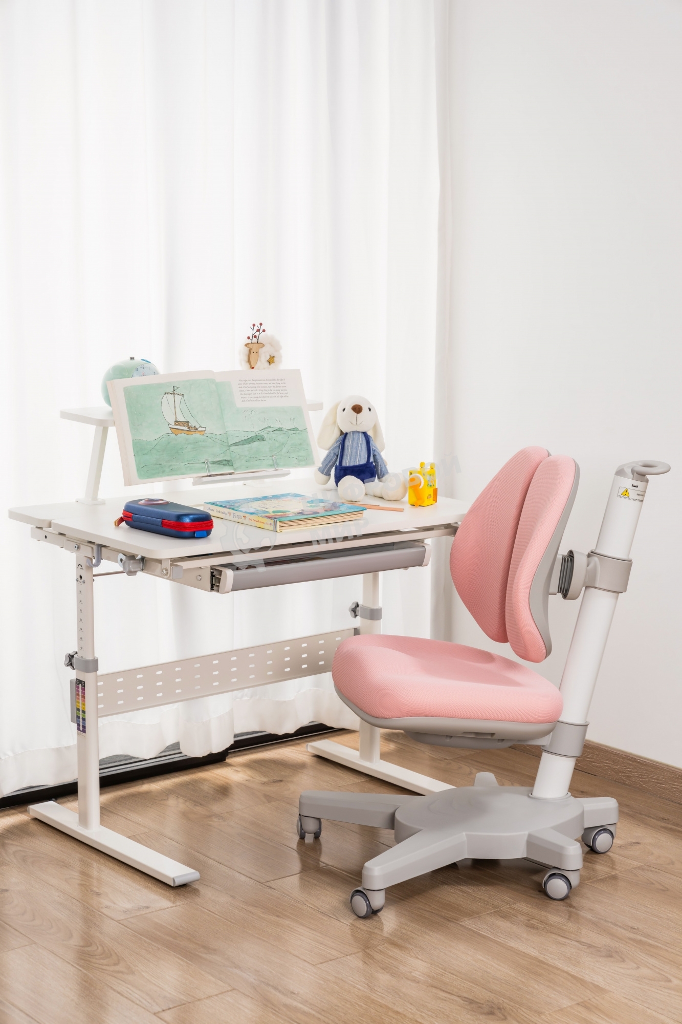 Кресло детское Cactus CS-CHR-3604PK розовый крестов. пластик серый