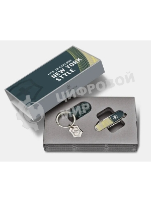 Нож перочинный Victorinox Classic SD New York Style (0.6223.E223) 58мм 7 функций зеленый подар.коробка