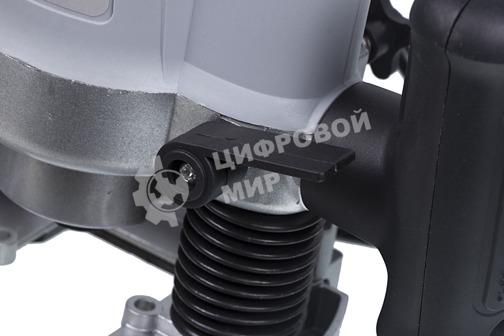 Фрезер Ресанта ФМ-1300Э 1300Вт 30000об/мин макс.ход:50мм