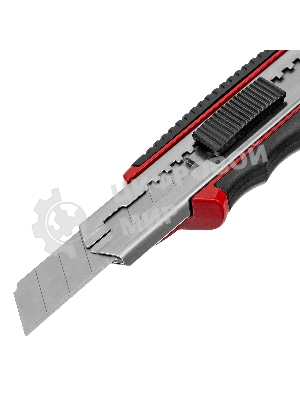 Нож Matrix, 18 мм, выдвижное лезвие, метал. направляющая, обрезиненная ручка, 5 лезвий