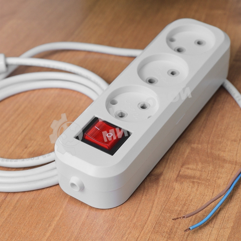 Колодка Rexant 3 гнезда с кнопкой без заземления