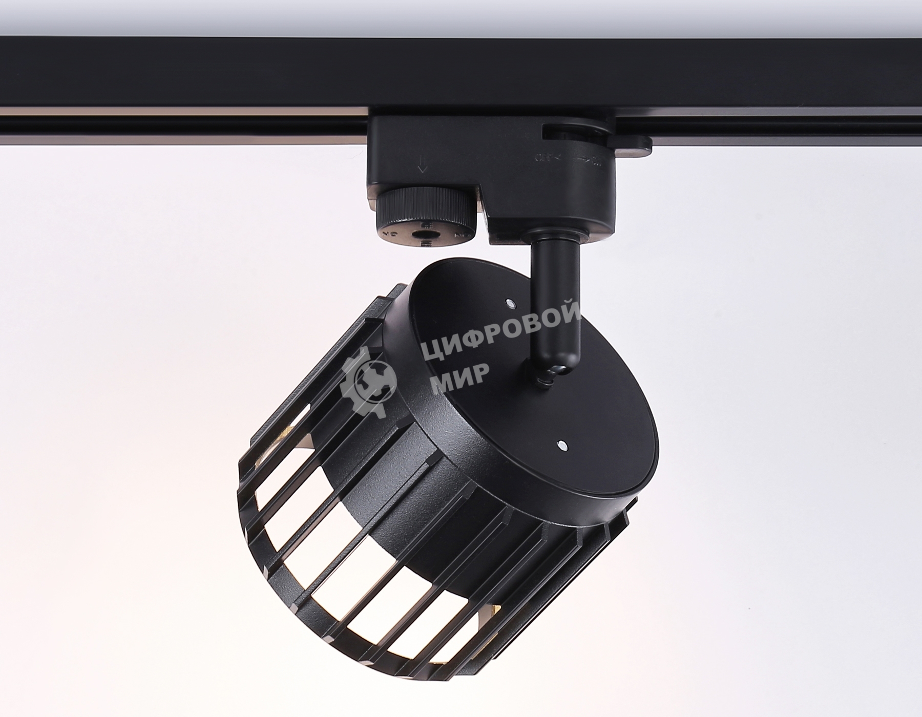 Трековый однофазный светильник Ambrella light GL5349 BK черный GX53 D100*80