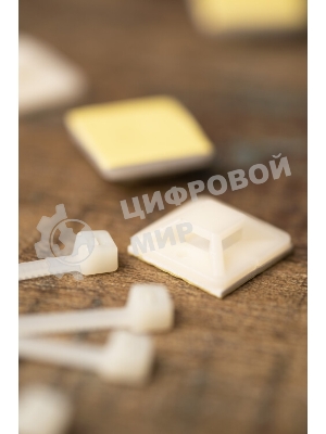 Площадка EKF plc-20x20 самоклеящаяся (20х20 мм.) белая (100 шт.) EKF PROxima