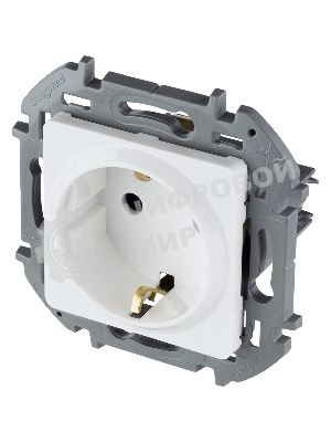 Розетка 2К+З со шторками немецкий стандарт 16А 250 В белый