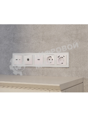 Комплект механизма розетки HDMI 2.0 ALFA Жемчуг 40V/500mA 2.0GHz 5-18Gbit/s QUANT (AP2140, VM222) MA214010