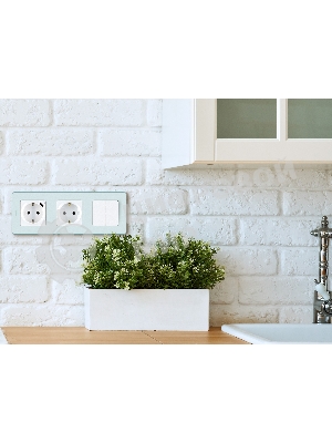 Розетка 2К+З со шторками немецкий стандарт 16А 250 В белый