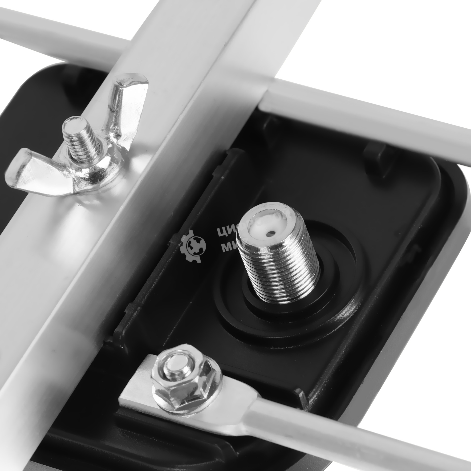 Антенна телевизионная пассивная Hyundai H-TAE260 серебристый