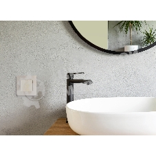 Розетка 2К+З IP44 с крышкой и шторками немецкий стандарт 16А 250 В слоновая кость