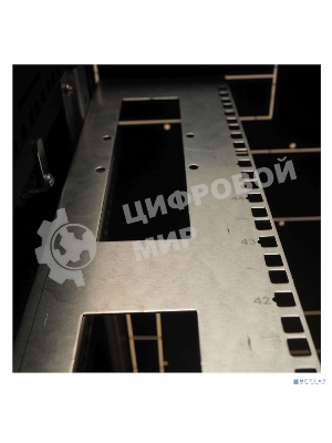 Шкаф серверный напольный 42U (600 1200) дверь перфорированная 2 шт., цвет черный