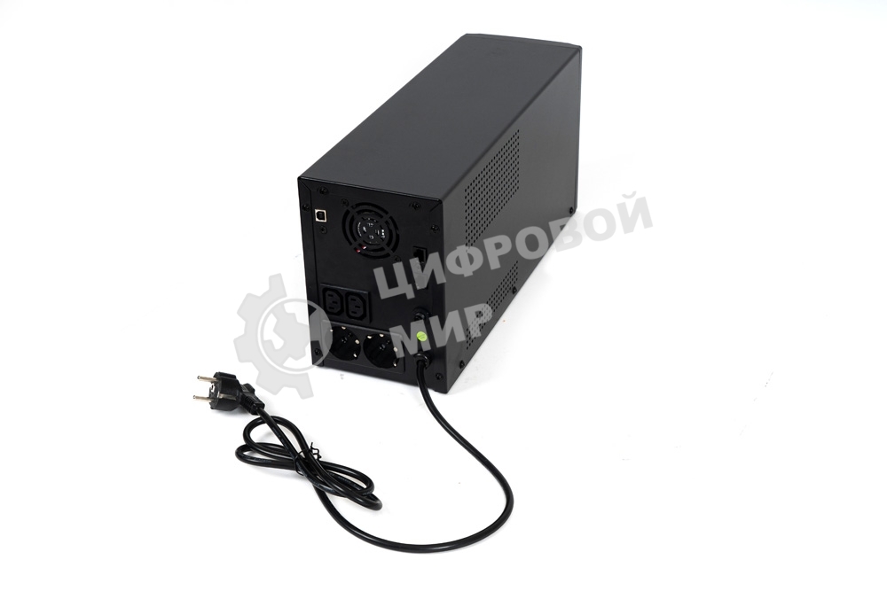 Источник бесперебойного питания SKAT-UPS 3000/1800 1800 Вт, с АКБ 9 А·ч 4 шт, меандр. стабилизация напряжения